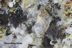 Photo 24  perovskite Graulei.jpg